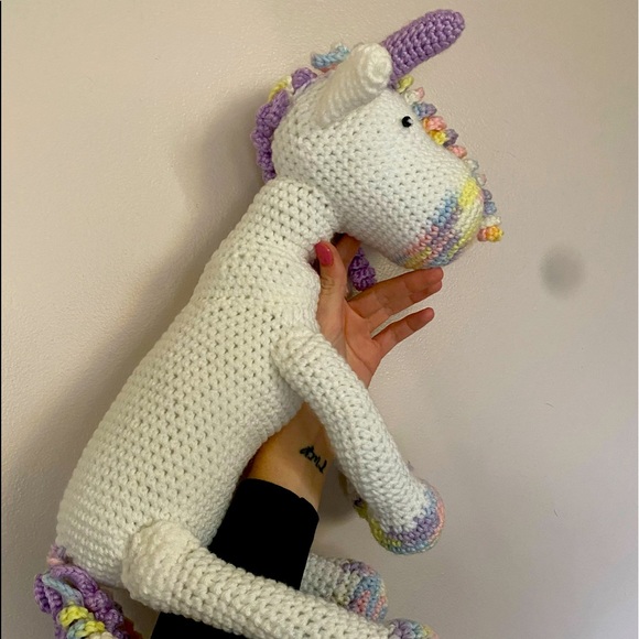 Stuffed unicorn - Picture 2 of 2